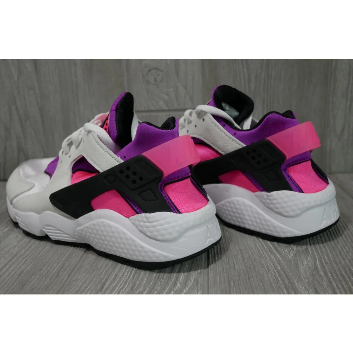 Nike shoes - Multicolor 9