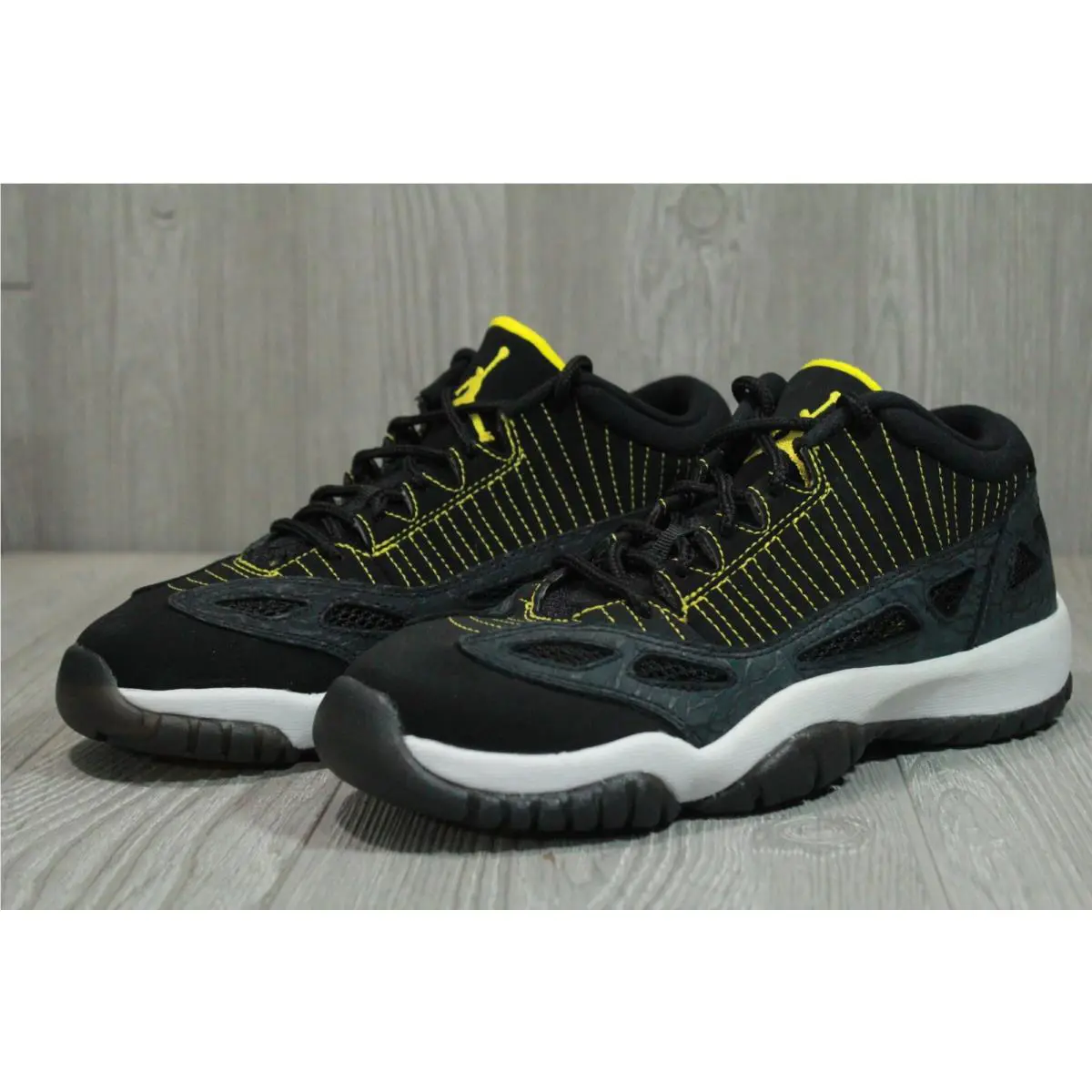 Nike shoes - Black 0