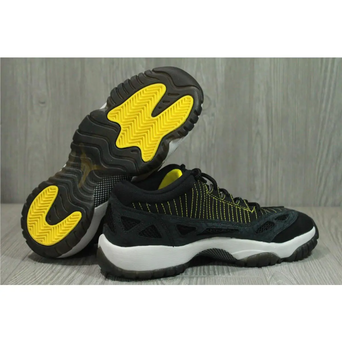 Nike shoes - Black 4