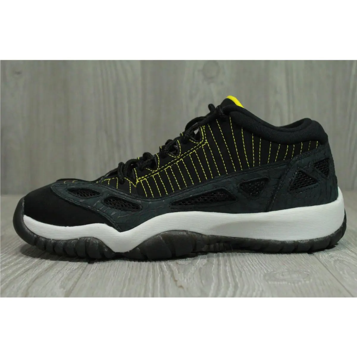 Nike shoes - Black 5