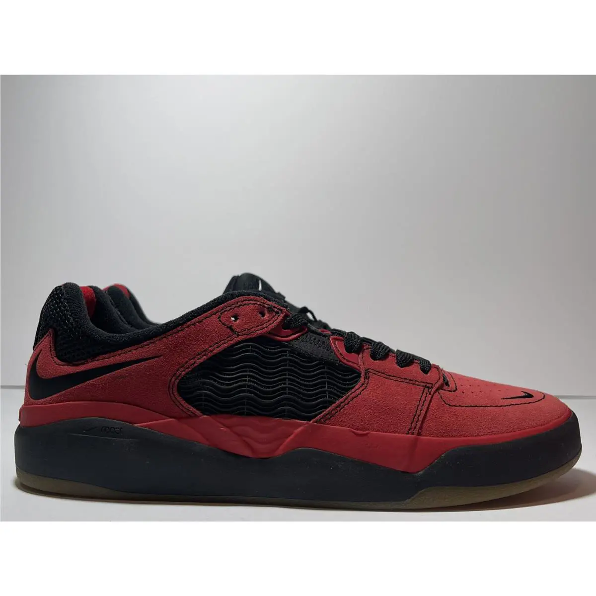Nike shoes - Nike SB Ishod - Ishod - DC7232-600 - Red 0