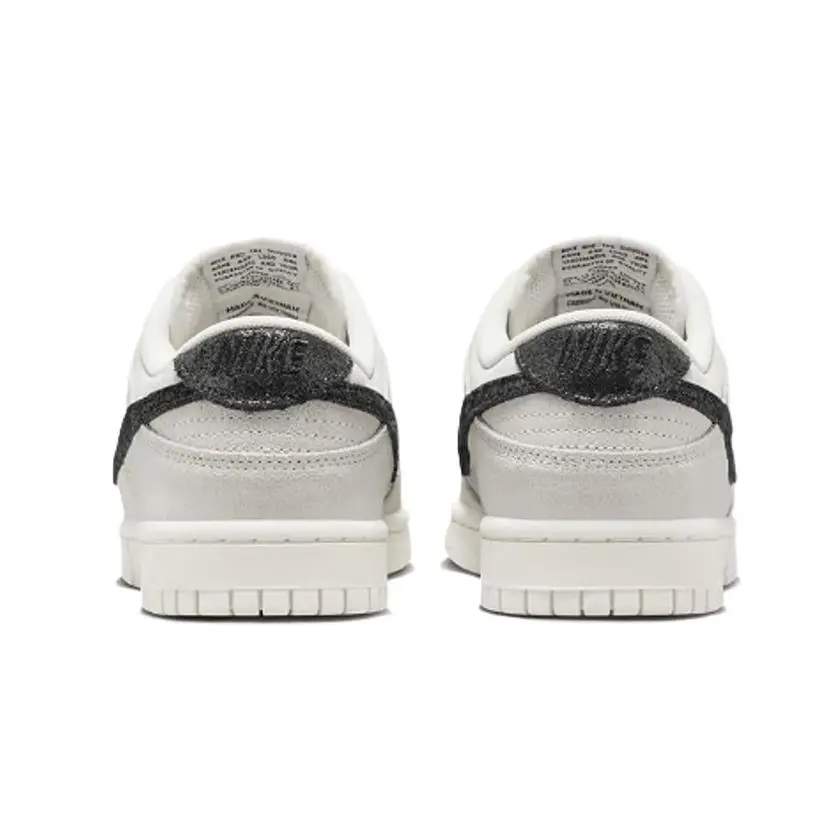 Nike shoes - White/Black 5