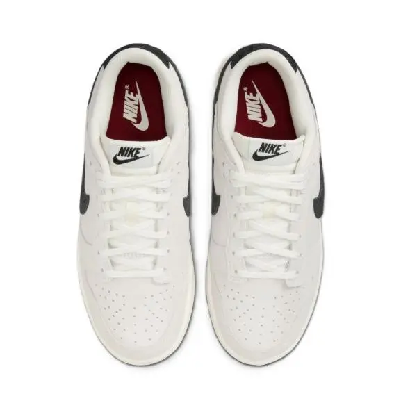 Nike shoes - White/Black 9