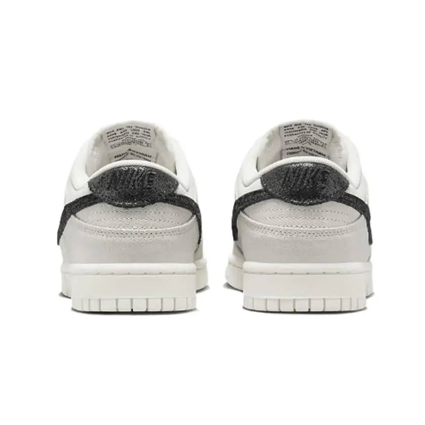 Nike shoes - White/Black 13
