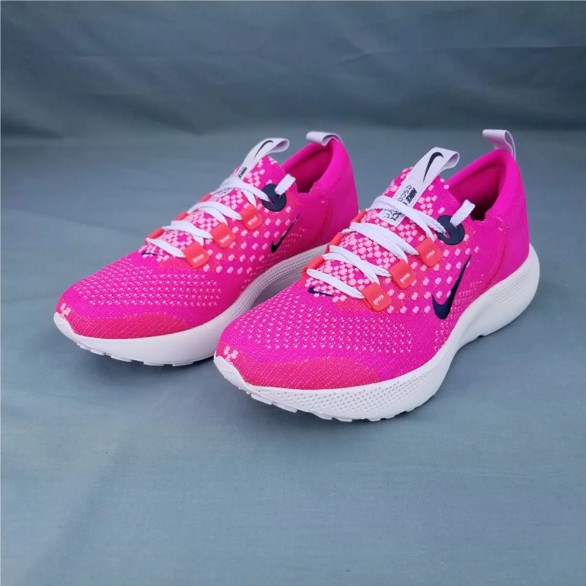 Nike shoes - Nike Escape Run Flyknit - Escape Run Flyknit - DC4269 600 - Pink 9