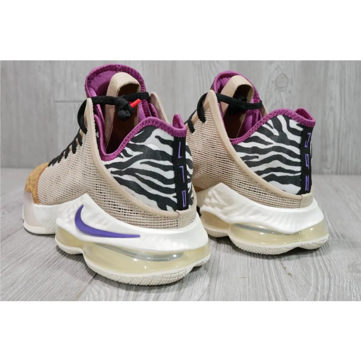 Nike shoes - DM1058200 - DM1058-200 - Brown 2