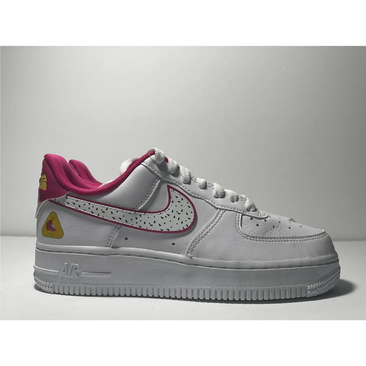 Nike shoes - Nike Air Force 1 `07 LX - DV3809-100 - White 0