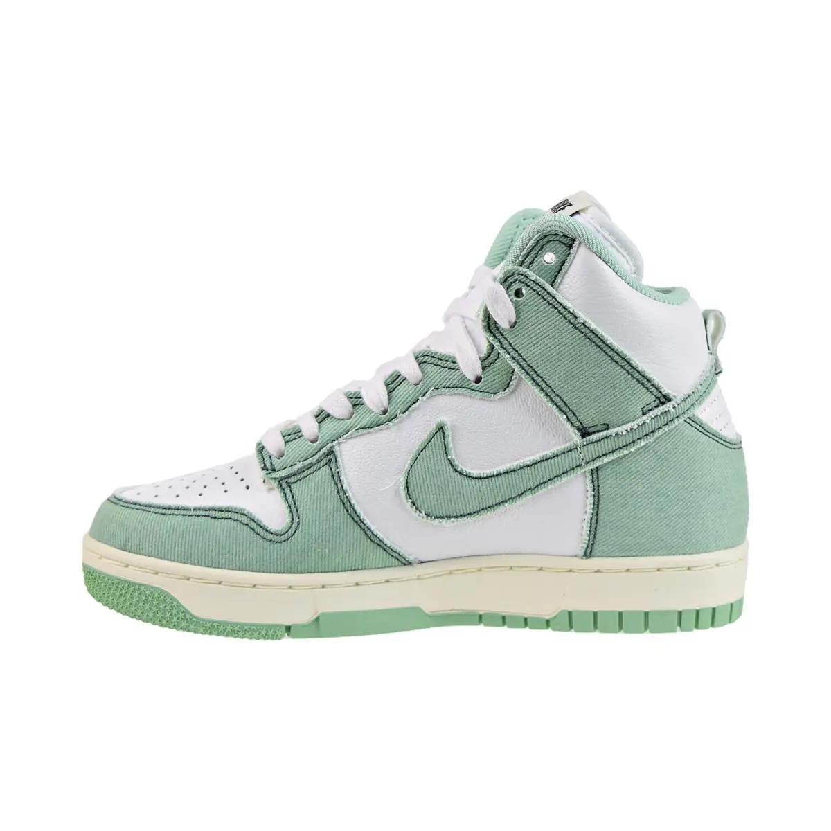 Nike shoes - Enamel Green 2