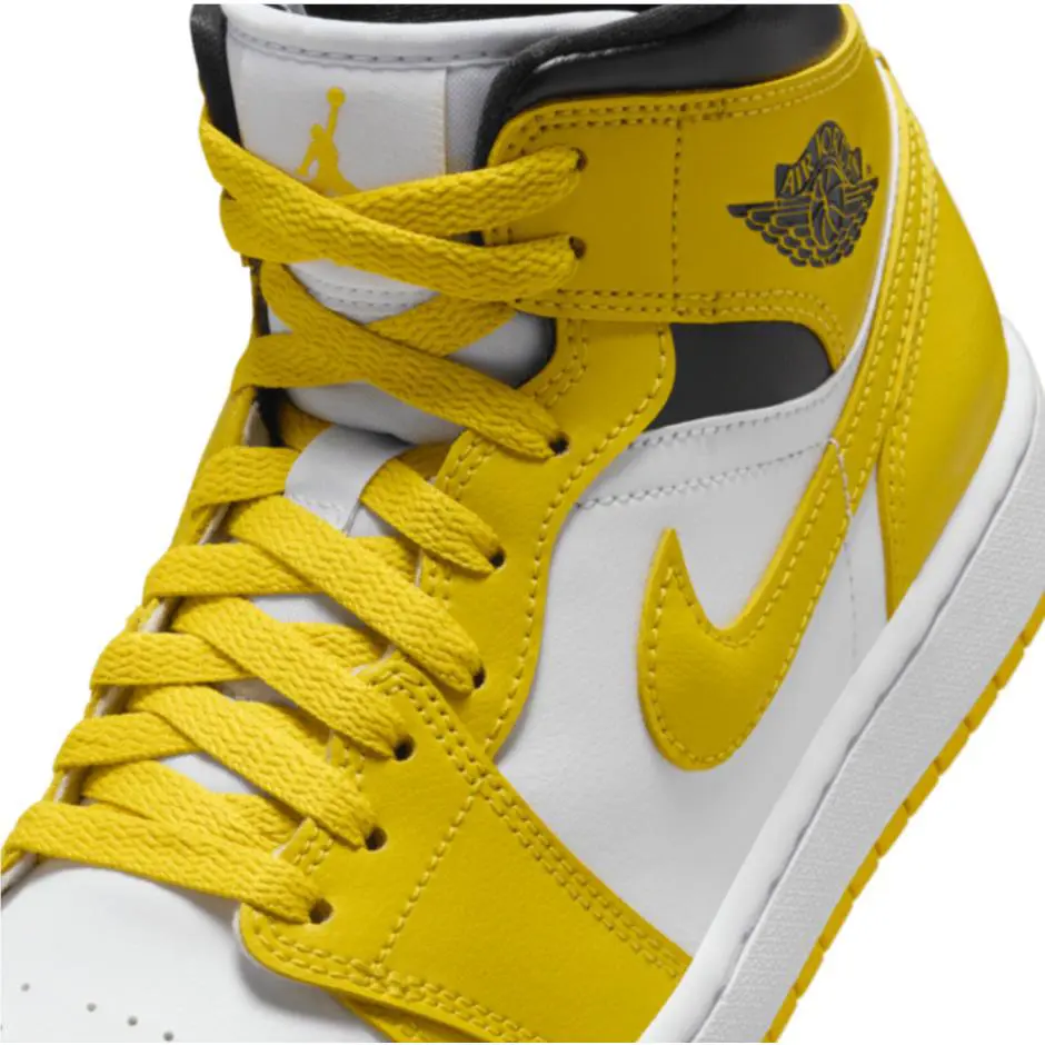 Nike shoes - Yellow/Black/White 4