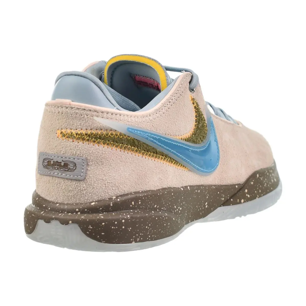 Nike shoes - Guava Ice-Emerald Rise 7