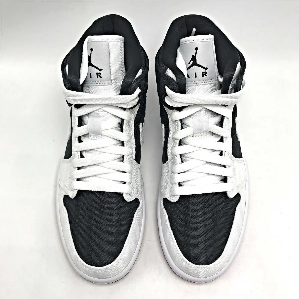 Nike shoes - Air Jordan 1 Mid SE - DD9338016 - BLACK/WHITE-GYM RED 4