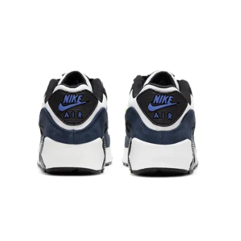 Nike shoes - Midnight Navy / Volt 9