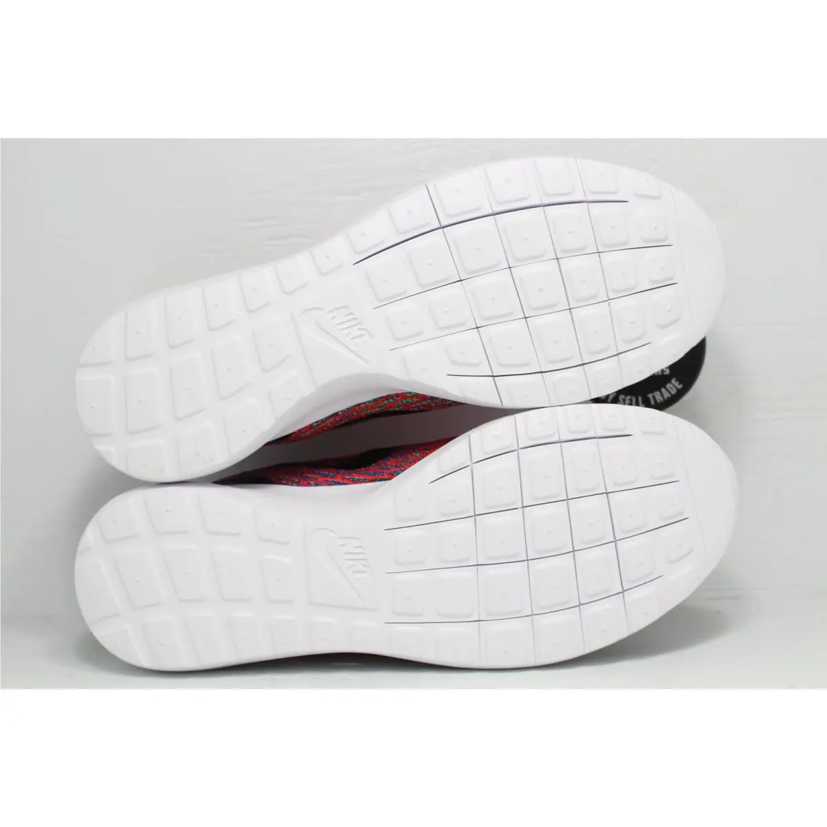 Nike shoes - Multicolor 1