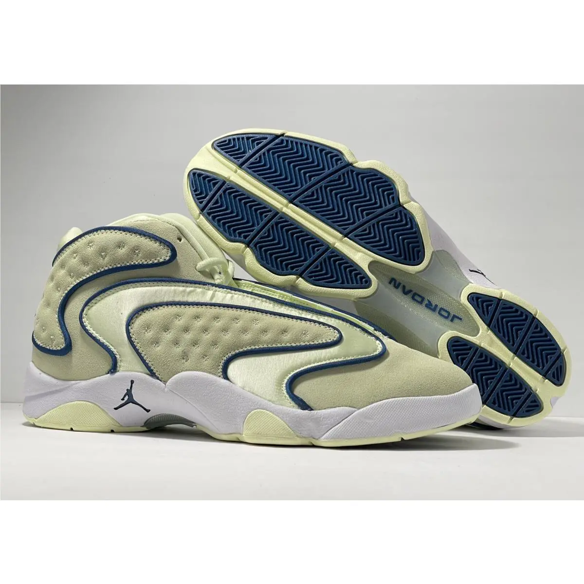Nike shoes - Air Jordan OG - Air - 133000-300 - Lime Ice/Court Blue-White 4