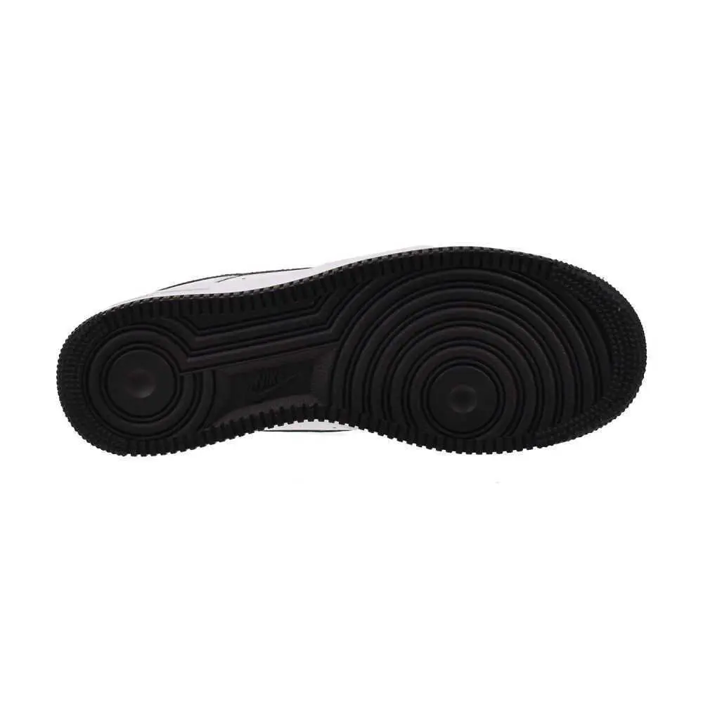 Nike shoes - White/Black/White 4