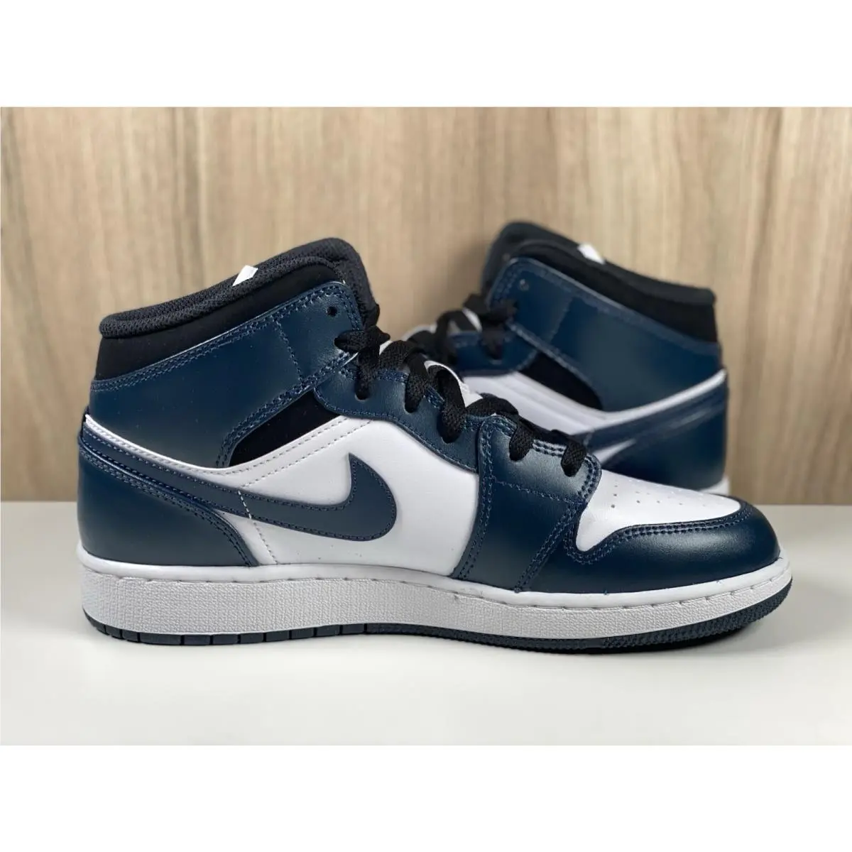 Nike shoes - Air Jordan 1 Mid GS - 554725-411 - Blue 4
