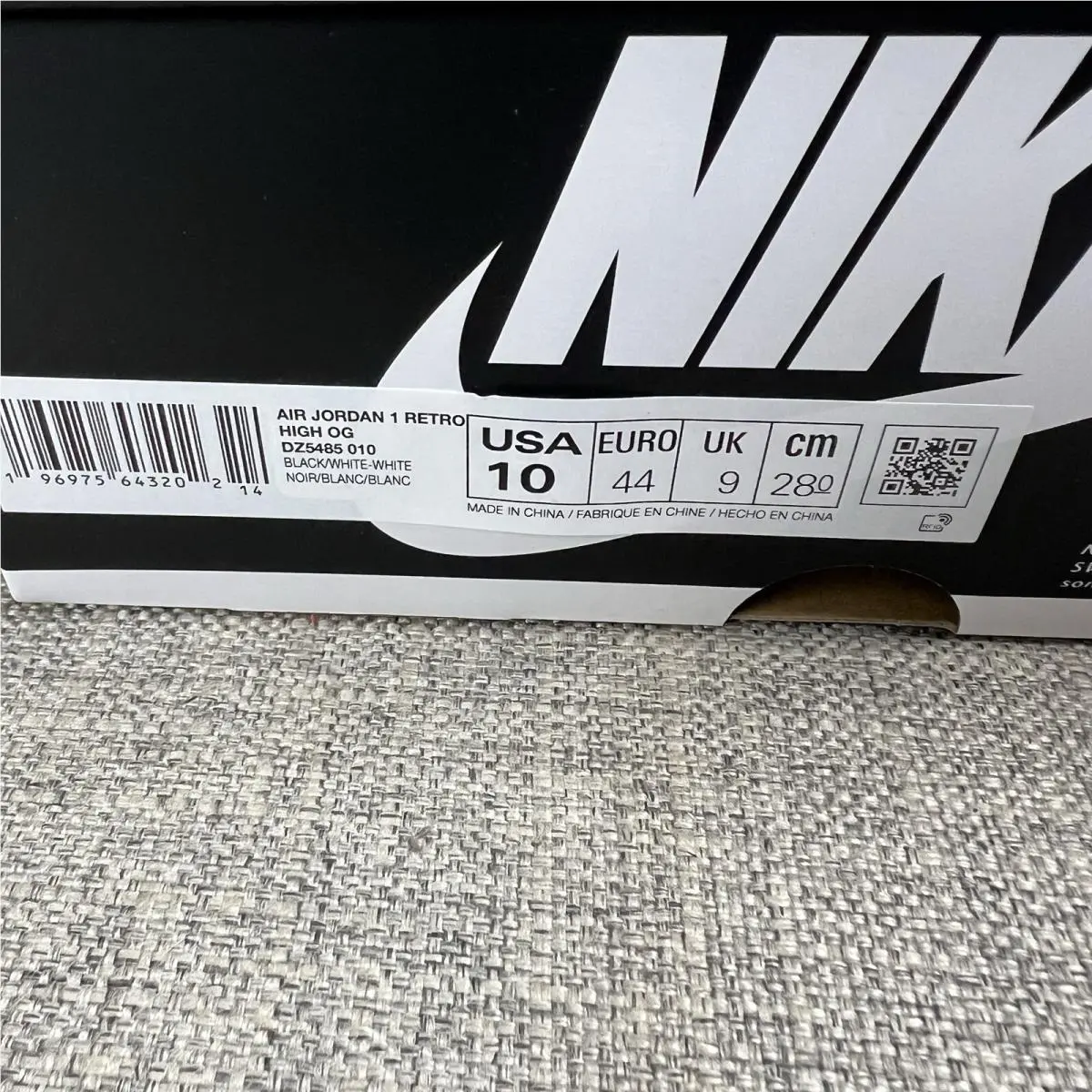 Nike shoes - Air Jordan 1 - Air - DZ5485-010 - White 9