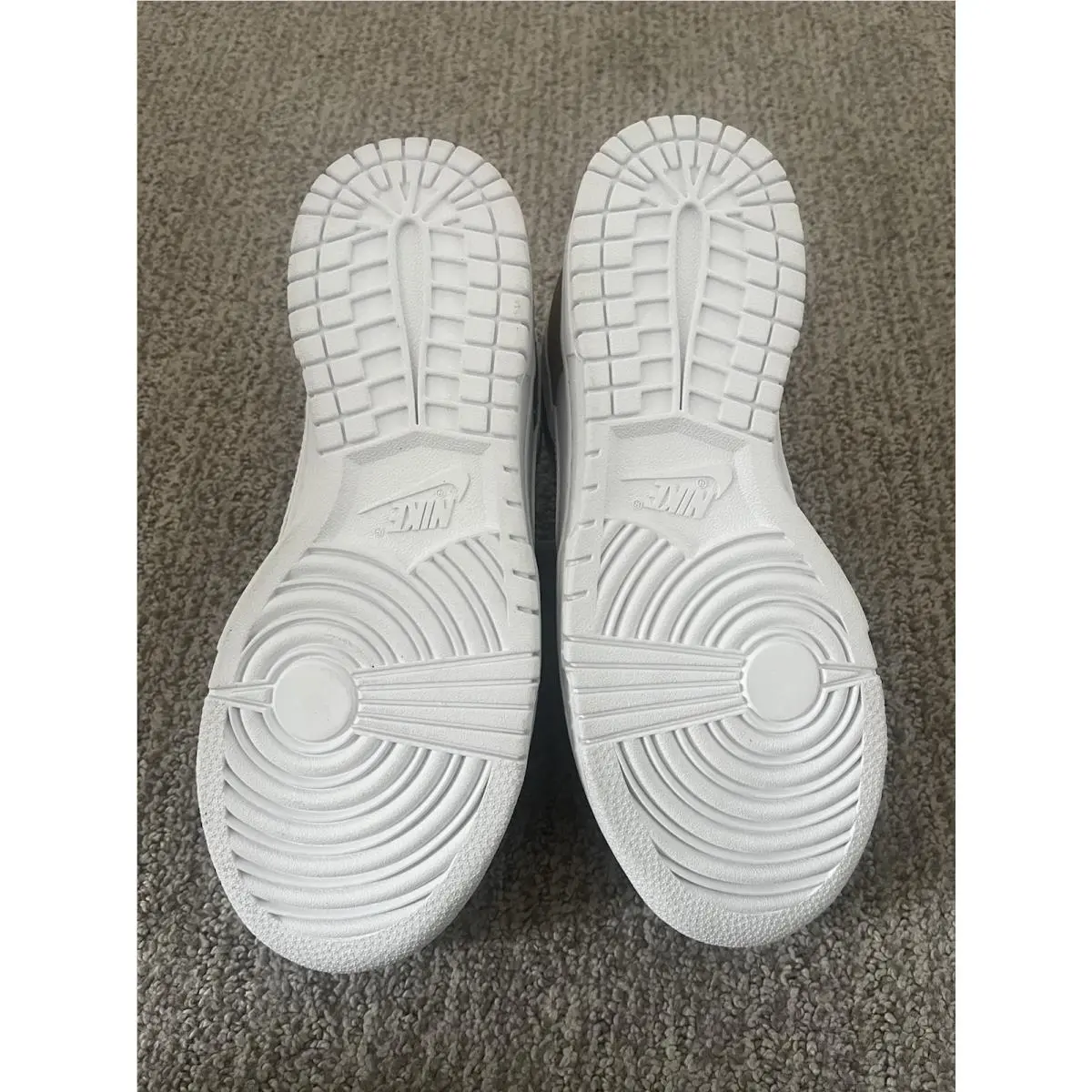 Nike shoes - SE - DH4403-700 - White 2