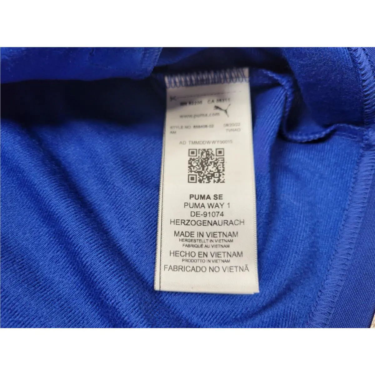 Puma clothing - Blue White Red 16