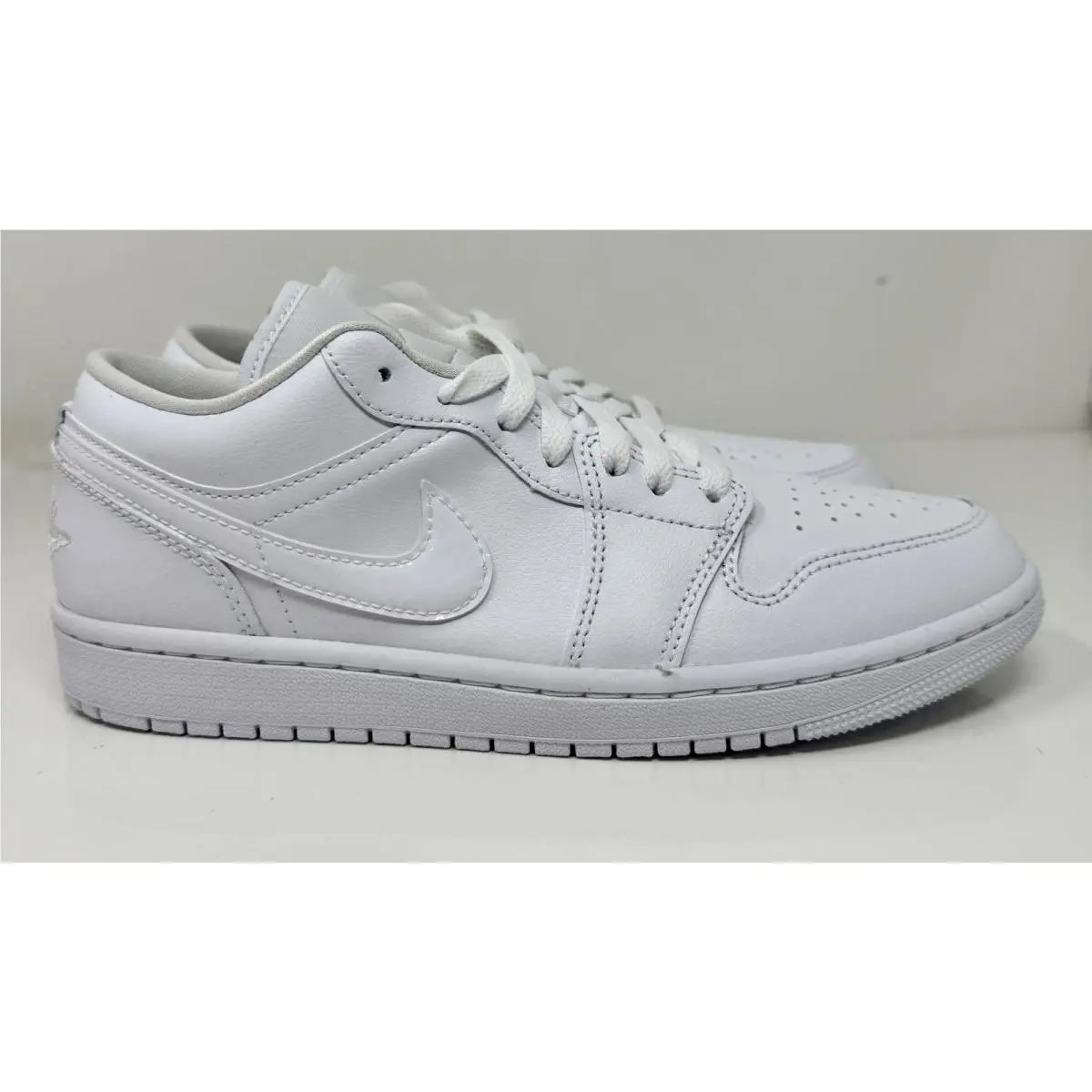 Size 10 - Nike Women`s Air Jordan 1 Low `triple White` Shoes DV0990-111 Noboxlid