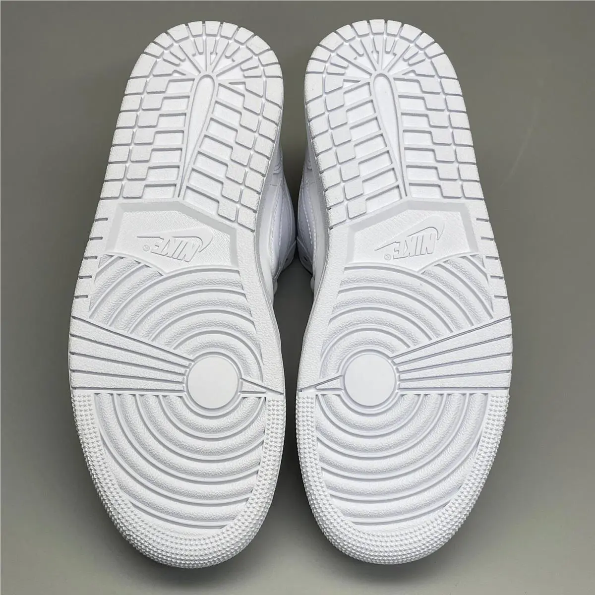 Nike shoes - DV0990111 - DV0990-111 - Triple White, Frame: Triple White, Exterior: Triple White (UPC: 196149384092) 6