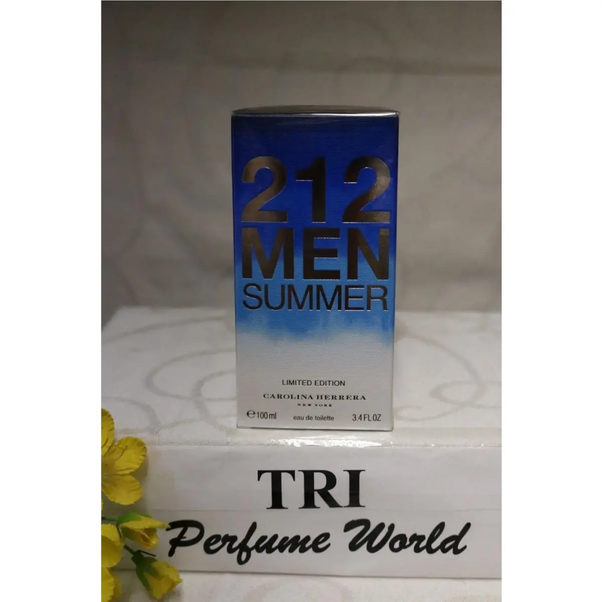 212 Men Summer Limited Edition Carolina Herrera Eau de Toilette Men Spray 3.4 oz