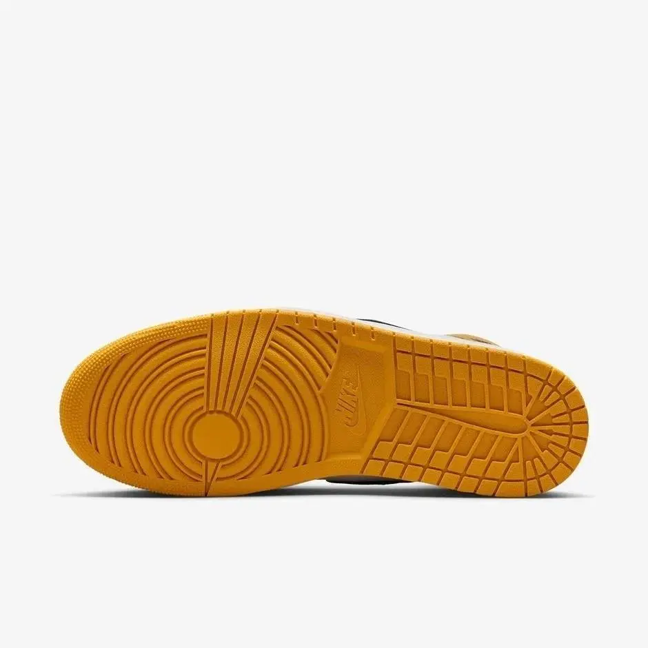 Nike shoes - Nike Air Jordan 1 Retro High OG GS - FD1437-701 - Yellow (UPC: 196975678419) 3