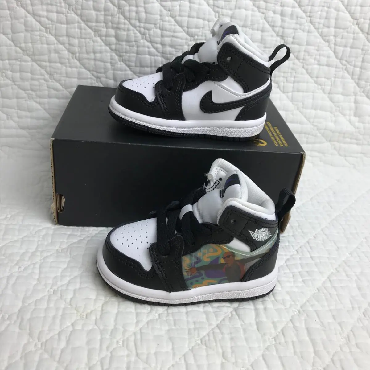 Nike shoes - Air Jordan 1 Mid - Air Mid - DR9494-001 - Multicolor 1