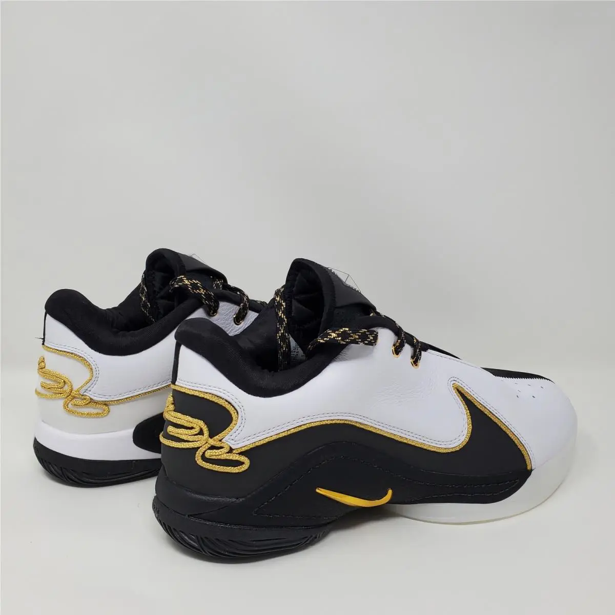 Nike shoes - LeBron XXII - LeBron XXII - HV8454-100 - Black 5