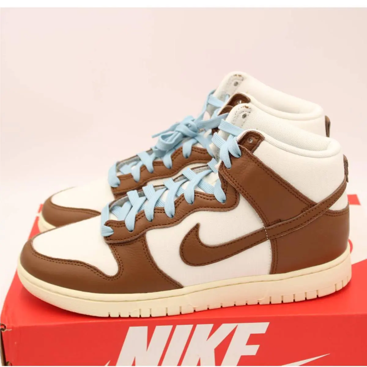 Nike shoes - Brown (UPC: 196149454955) 1