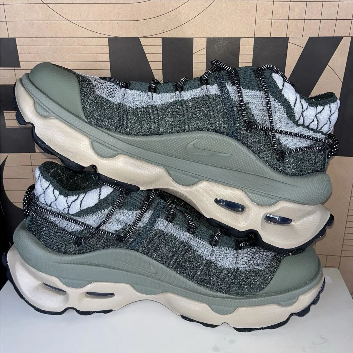 Nike shoes - Nike Air Max Flyknit Venture - FD2110-300 - Green 0