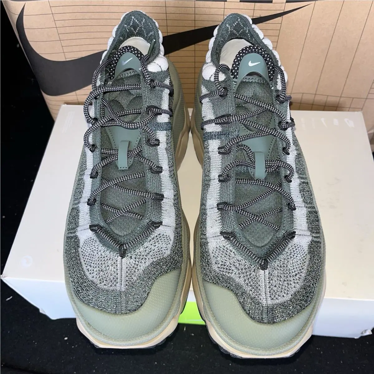 Nike shoes - Nike Air Max Flyknit Venture - FD2110-300 - Green 1