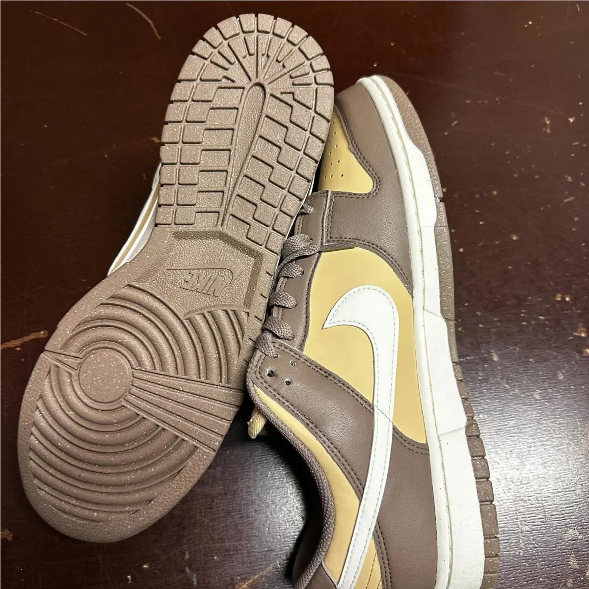 Nike shoes - Beige 0