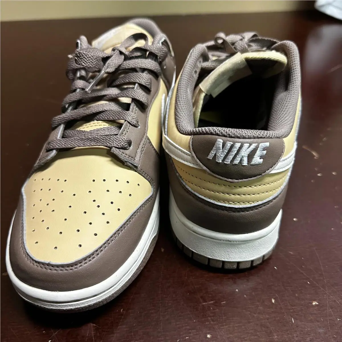 Nike shoes - Beige 1