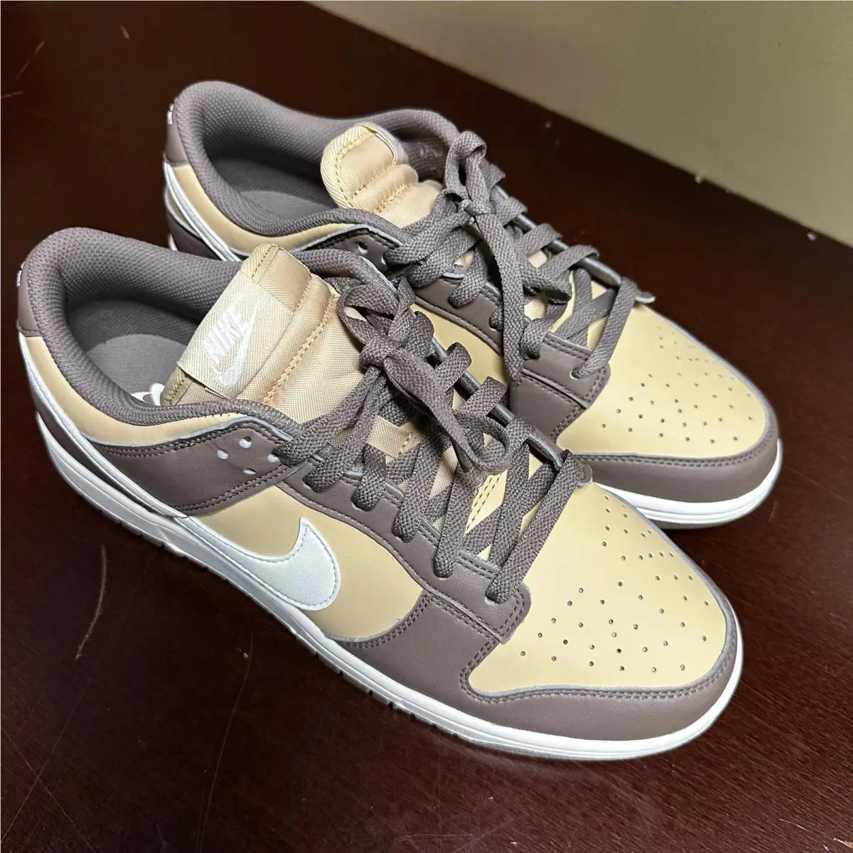 Nike shoes - Beige 2