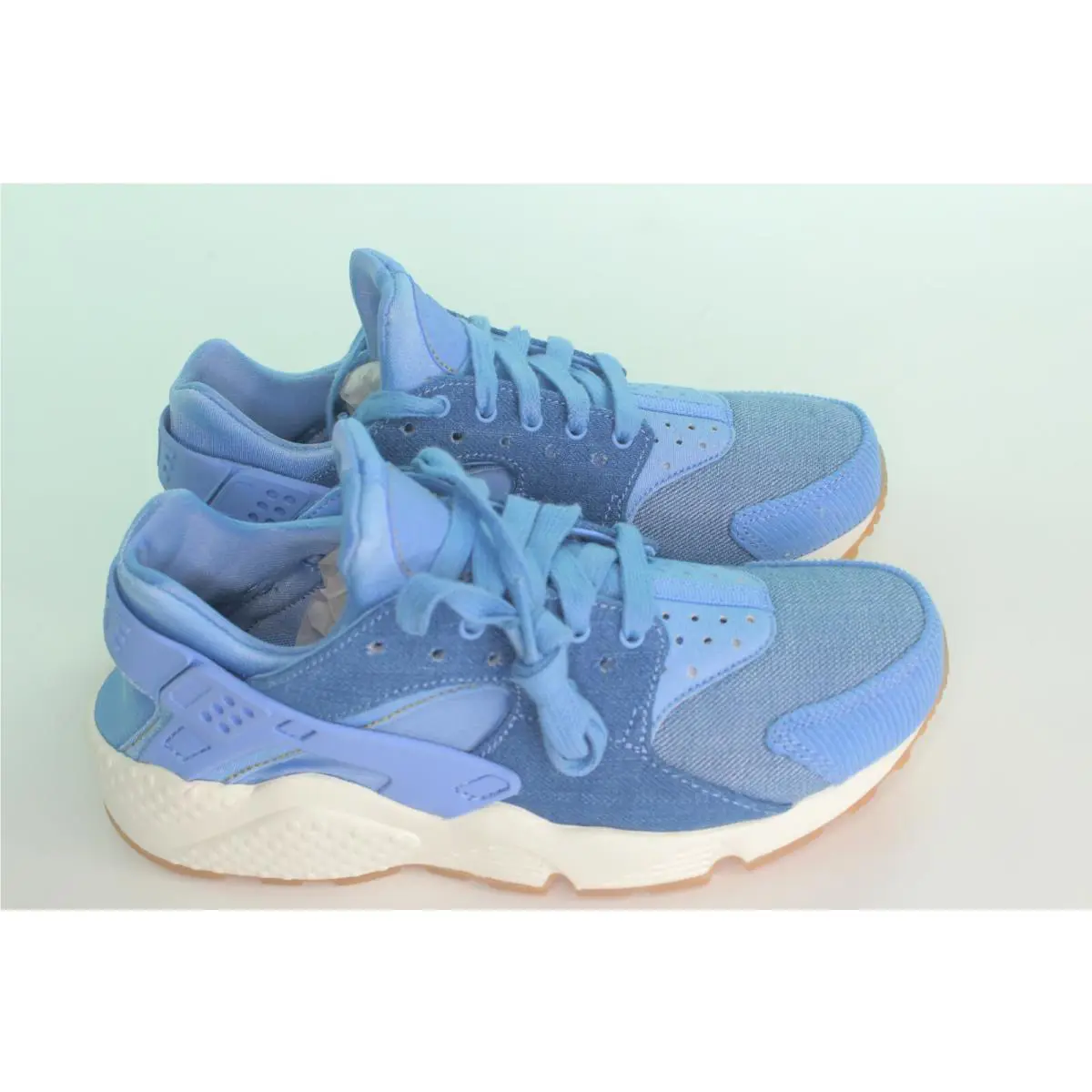 Nike shoes - HUARACHE RUN - HUARACHE RUN - December Sky, Gold Dart, Sail (UPC: 885177495145) 0
