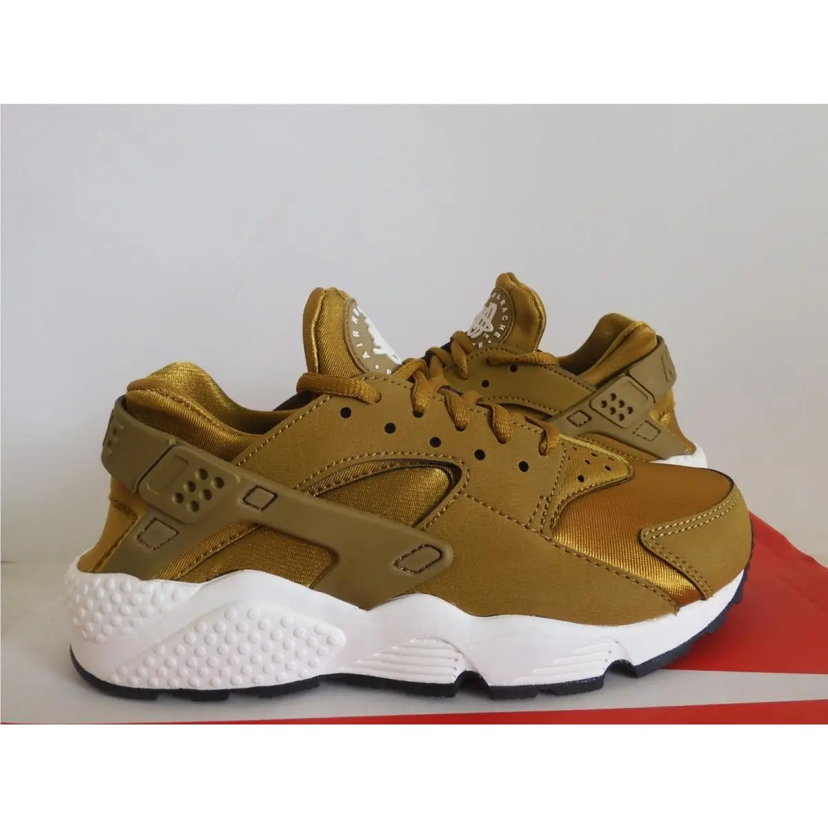 Nike shoes - Nike Air Huarache Run - Air Huarache Run - 634835-700 - Brown (UPC: 0888408338631) 0