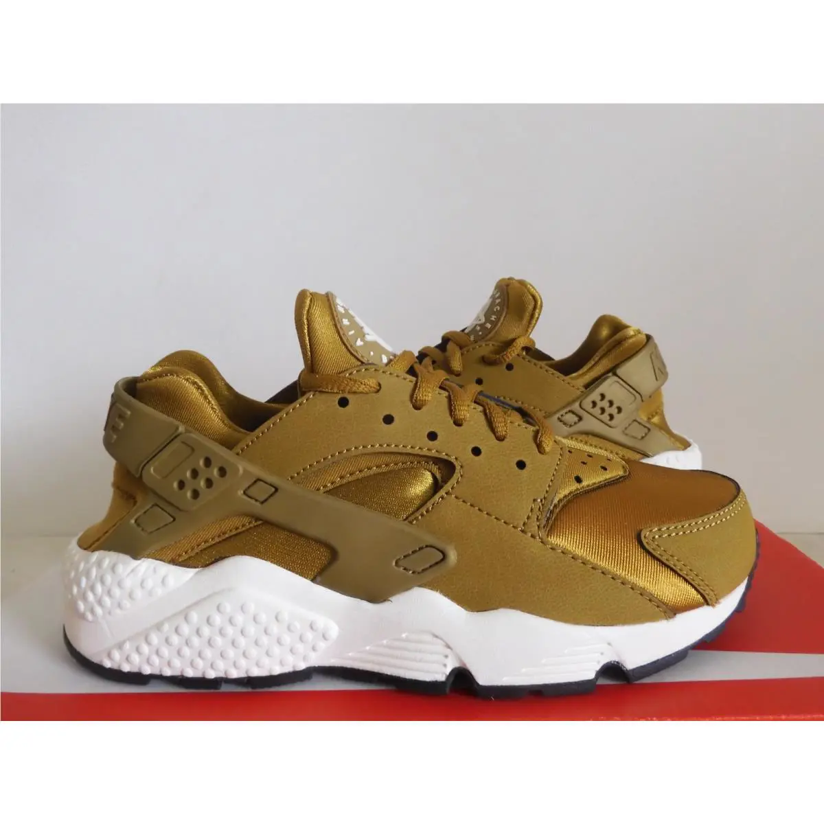 Nike shoes - Nike Air Huarache - Air Huarache - 634835-700 - Brown (UPC: 0888408338624) 0