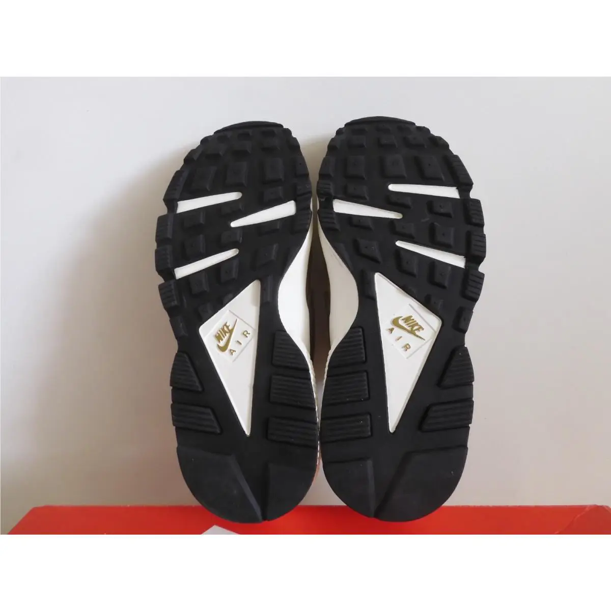 Nike shoes - Nike Air Huarache - Air Huarache - 634835-700 - Brown (UPC: 0888408338624) 5