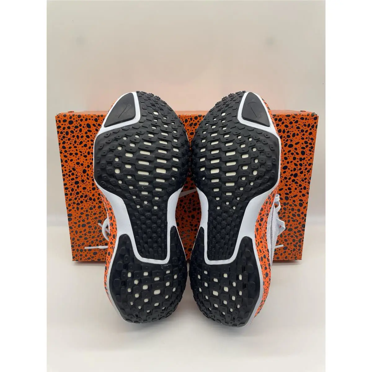 Nike shoes - Nike ZoomX Invincible - ZoomX Invincible - Multicolor 4