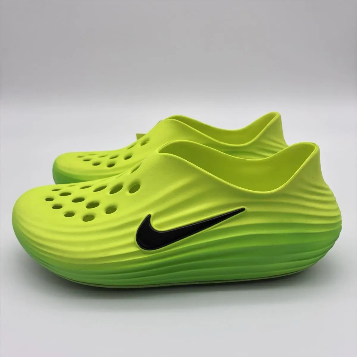 Nike shoes - Nike ReactX Rejuven8 - ReactX - HV5060-300 - Green (UPC: 00197861554923) 1