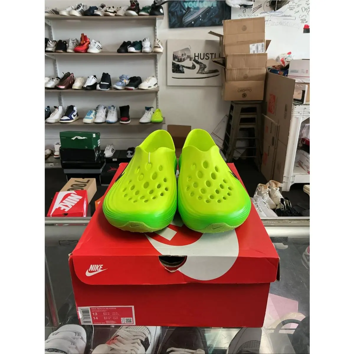 Reactx Rejuven8 Shoes Mens 13 Green Strike Volt HV5060-300 by Nike