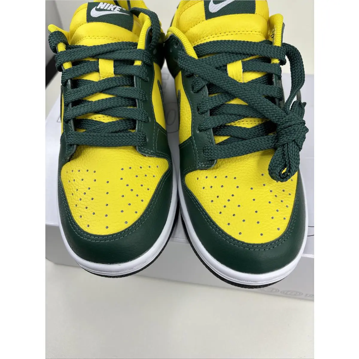 Nike shoes - Nike Dunk Low - Dunk Low - Yellow 3