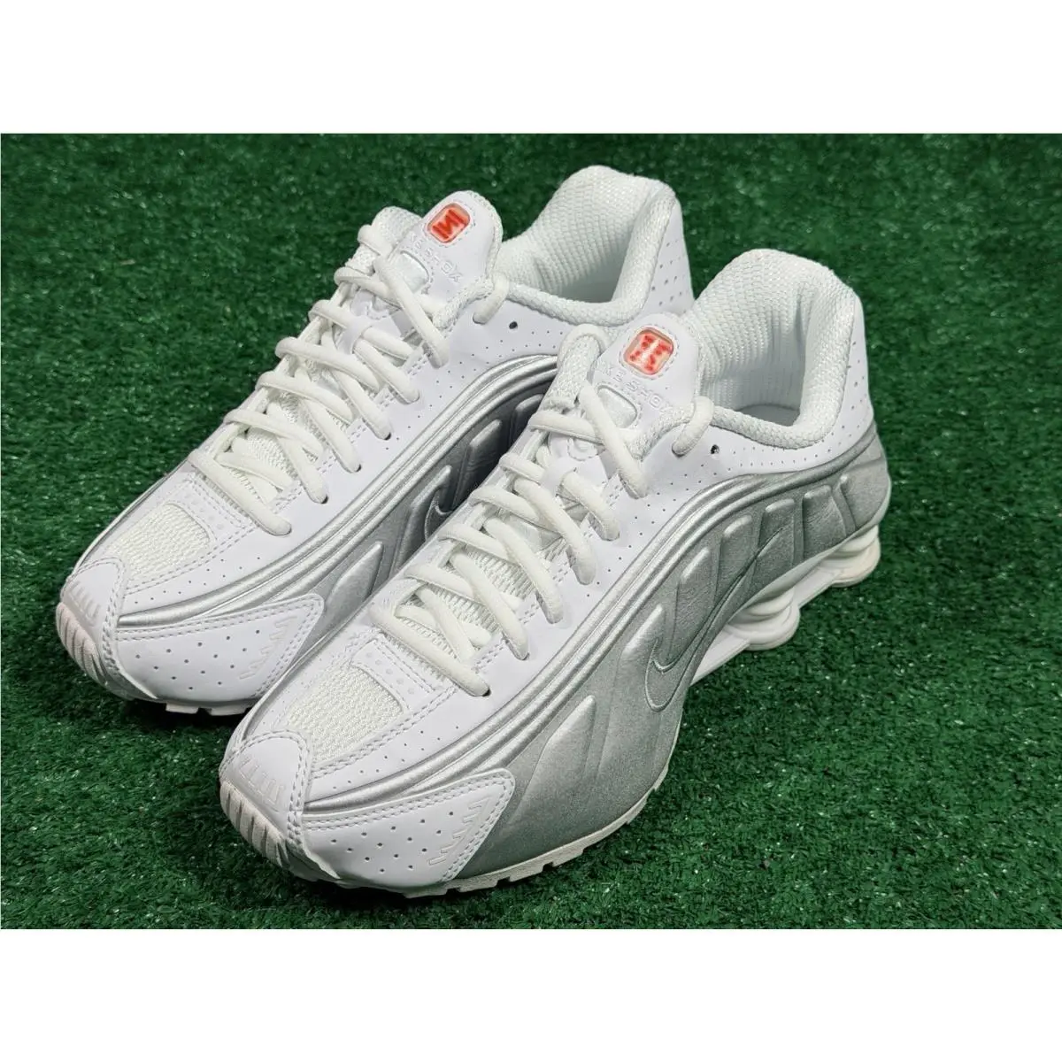 Nike shoes - Nike Shox R4 - Shox - AR3565-101 - White 3