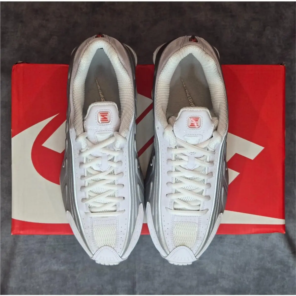 Nike shoes - Nike Shox R4 - Shox - AR3565-101 - White 1
