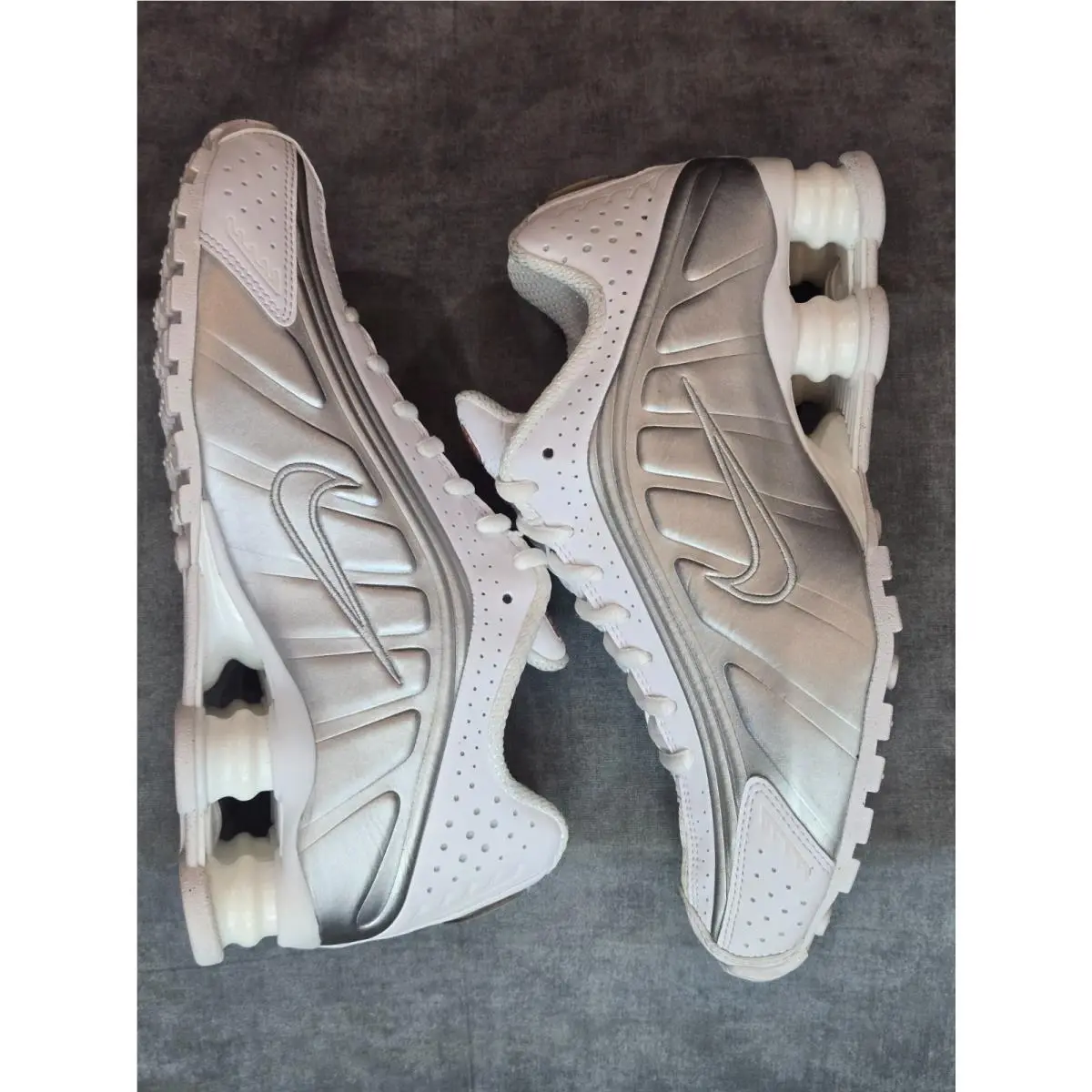 Nike shoes - Nike Shox R4 - Shox - AR3565-101 - White 2