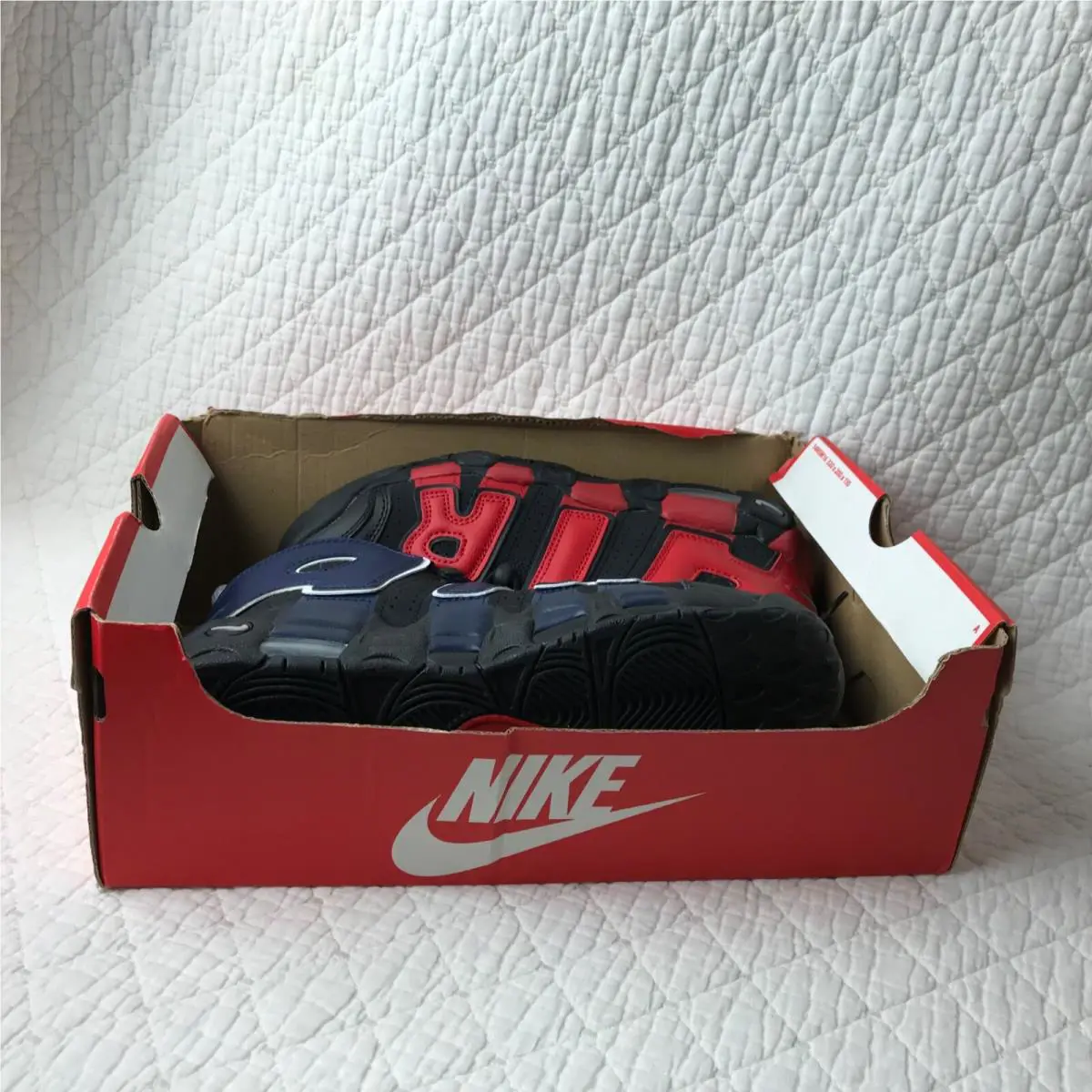 Nike shoes - Nike Air More Uptempo GS - Black/University Red 11
