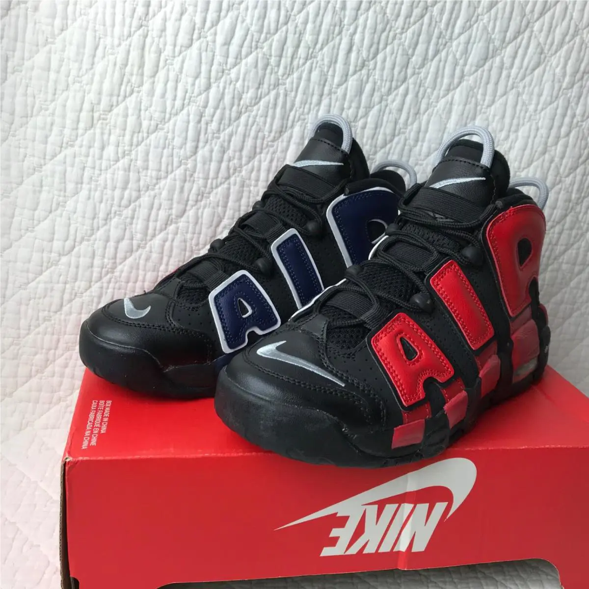 Nike shoes - Nike Air More Uptempo GS - Black/University Red 6