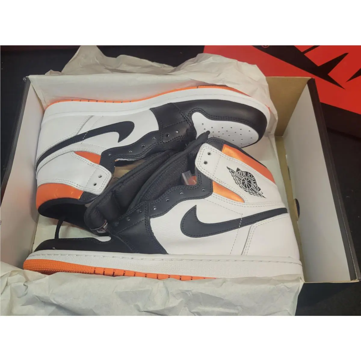 Nike shoes - Air Jordan 1 - Air - 555088180 - Orange 0