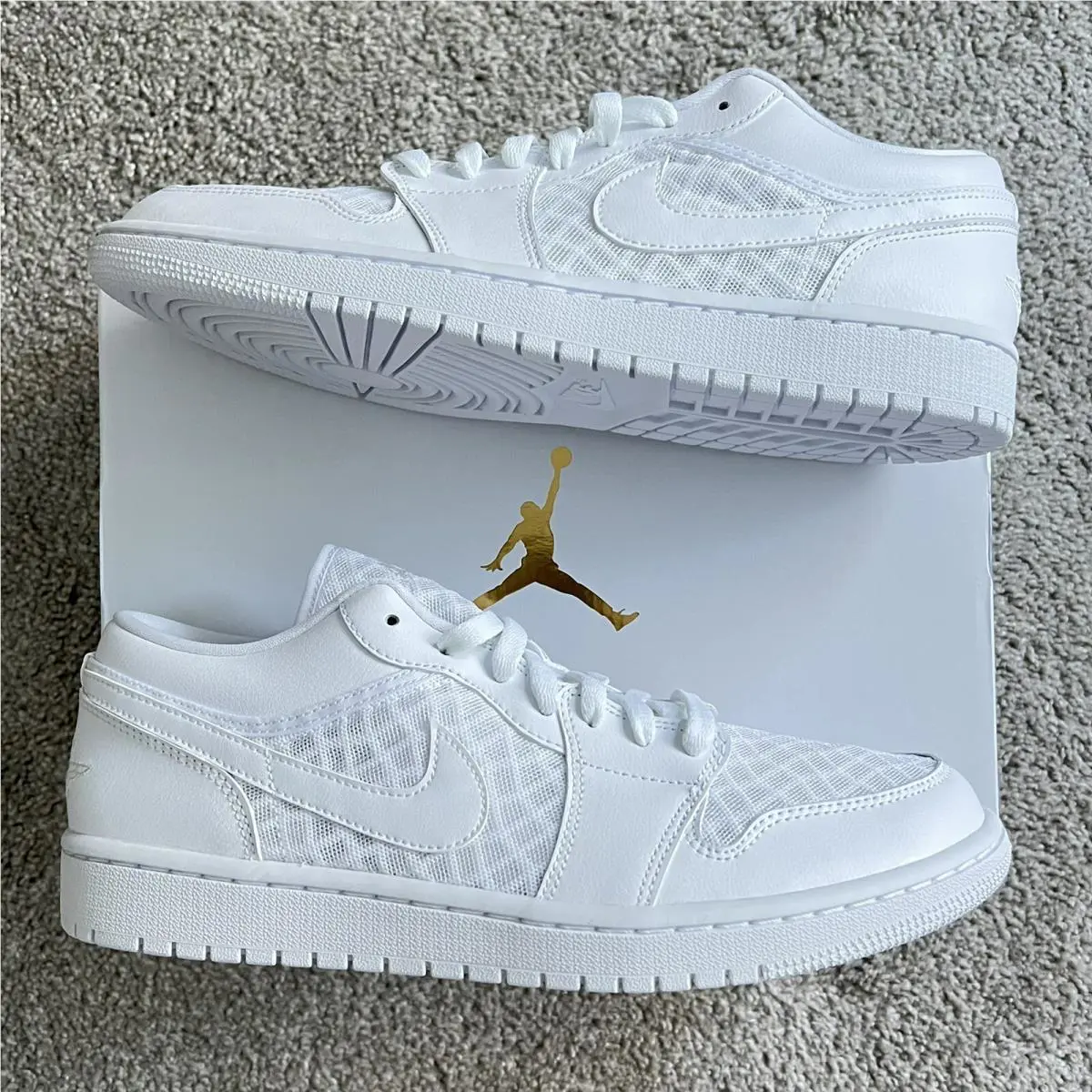 Nike shoes - Air Jordan 1 - Air - DC9508-100 - White 0